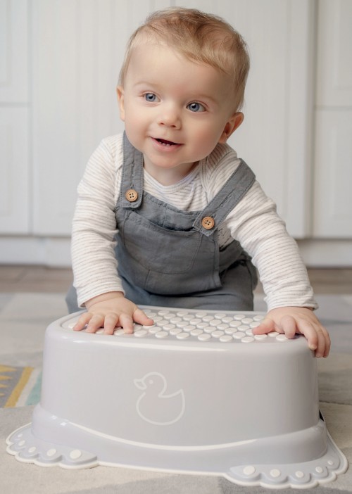 stupínek pro děti protiskluzový